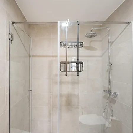Daire Guestready - Urban Chic In