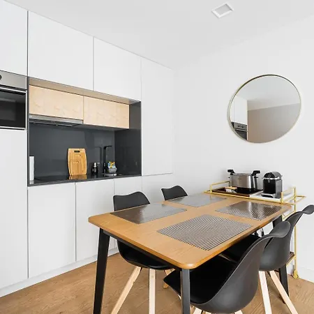 Guestready - Modern Comfort In *